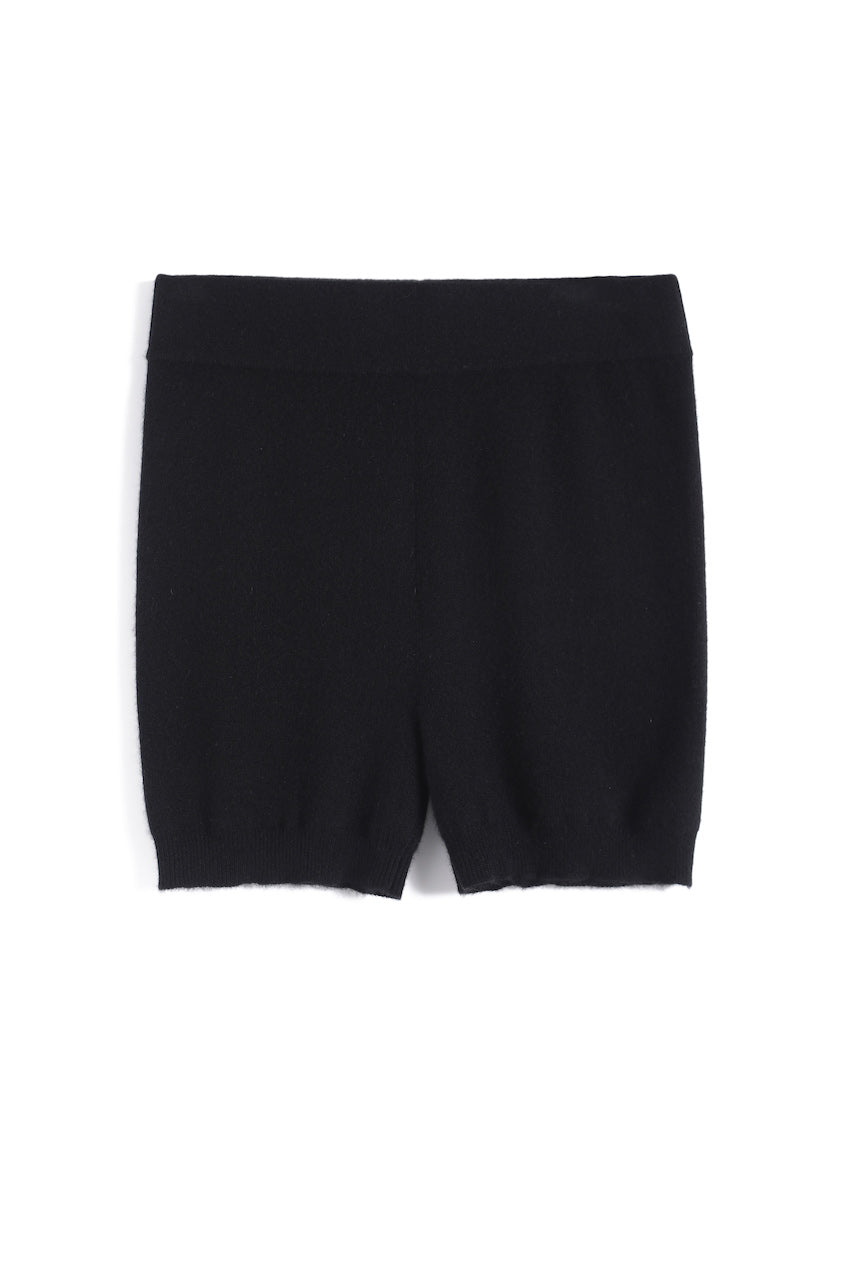 High-rise Cashmere shorts. 100% cashmere