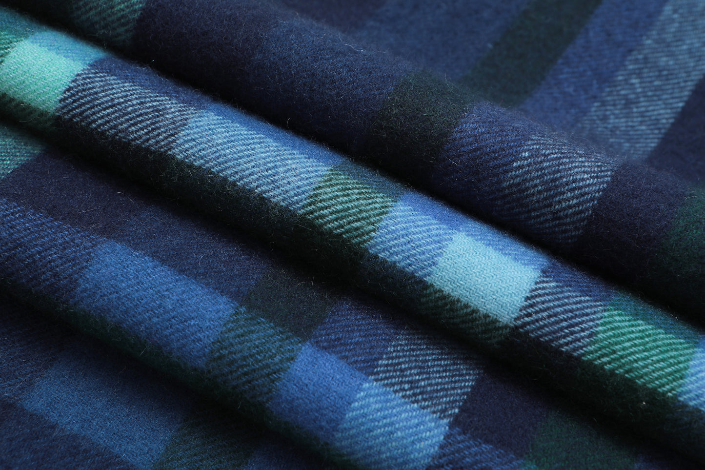 CHECKED CASHMERE SCARF